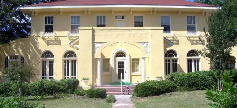 Hotels in Barnwell