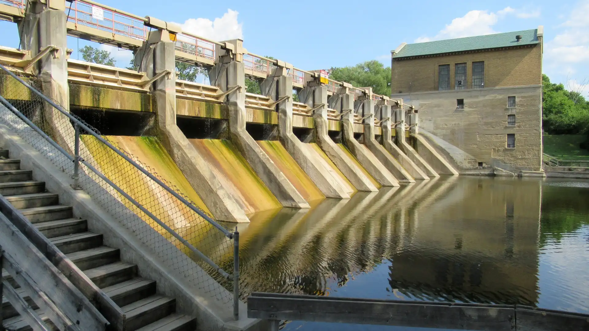 Hotels near Barton Nature Area