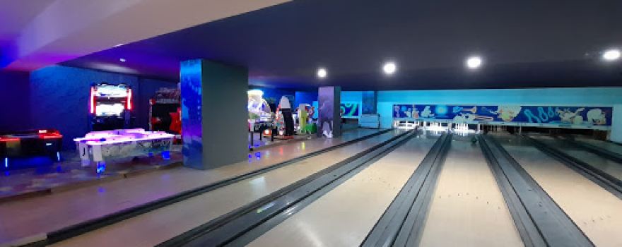 At Home - The Lake's Bowling