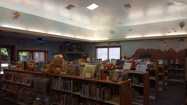 Hurricane Branch Library