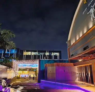 Dakkhan Drink:Dance:Dine