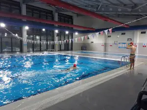 Yarı Olimpik Yüzme Havuzu