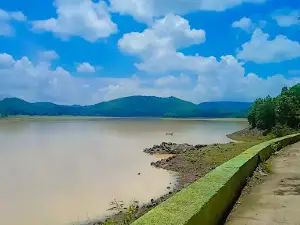 Pila Salunki Dam