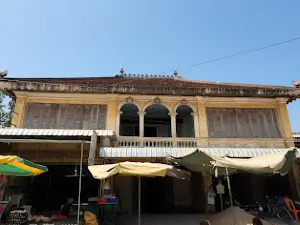 Chhlong Historical Building Area