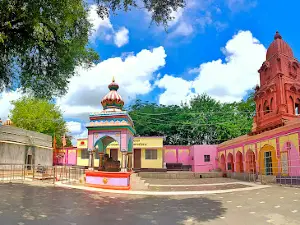 Prabhu Shree Ramling Temple