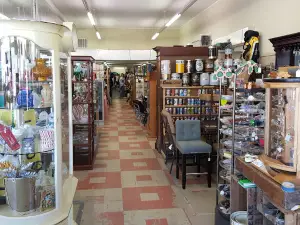Mick's Flea Market