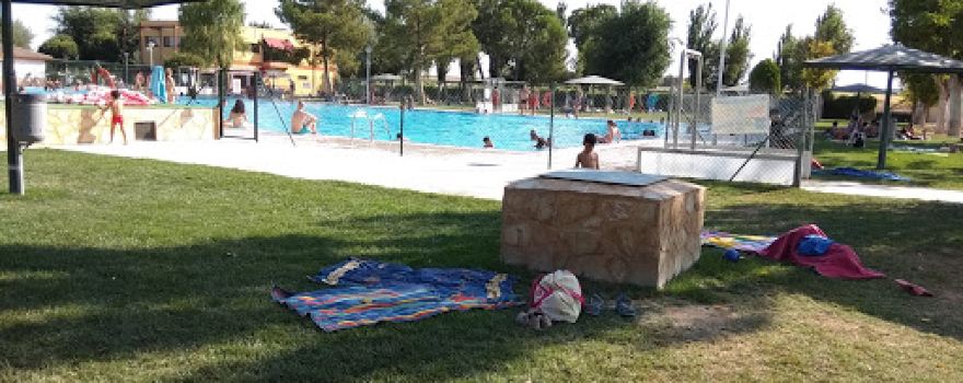 Piscina Pública Municipal de Corral de Almaguer.