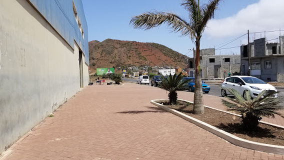 Polidesportivo de Nhagar