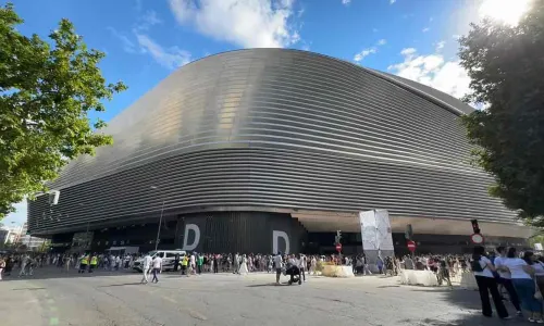 สนามกีฬาซานเตียโก เบร์นาเบว