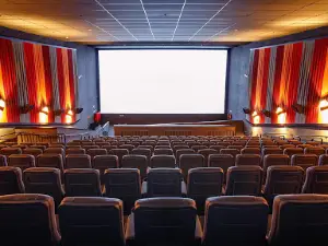 Cineflix