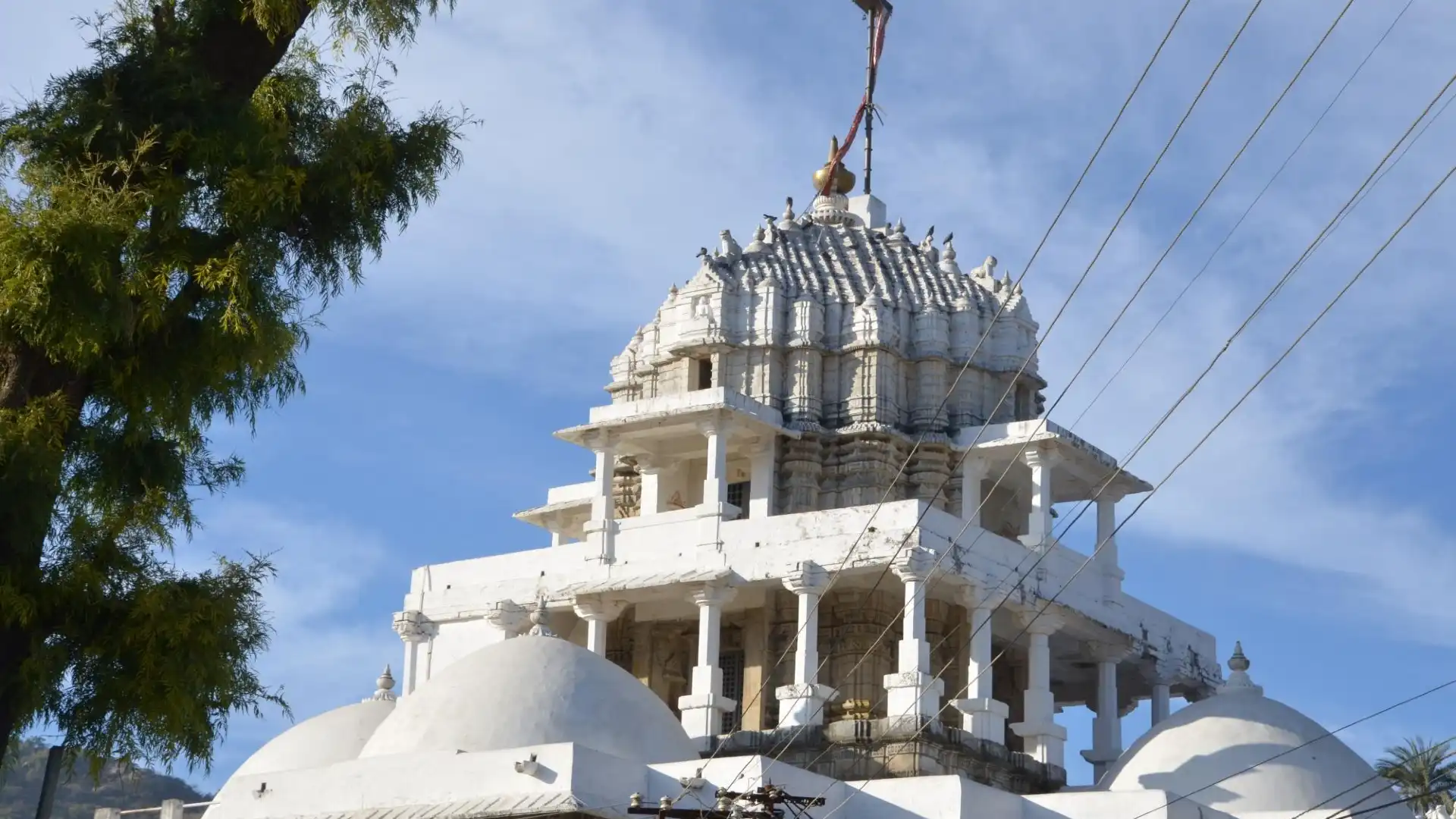 Hotels near Delwara Jain Temple