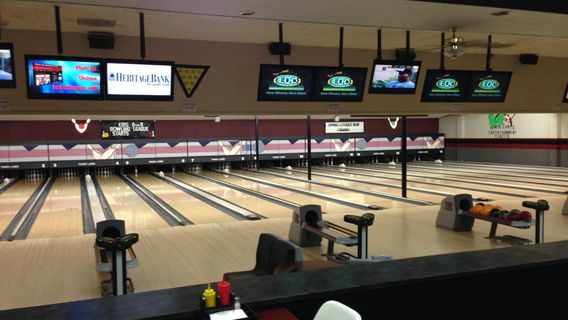 Tower Lanes Entertainment Center