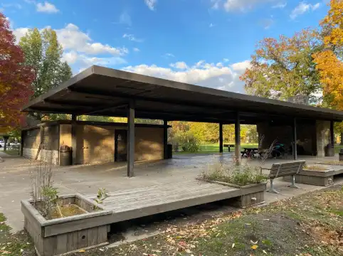 Hotels in LaSalle County