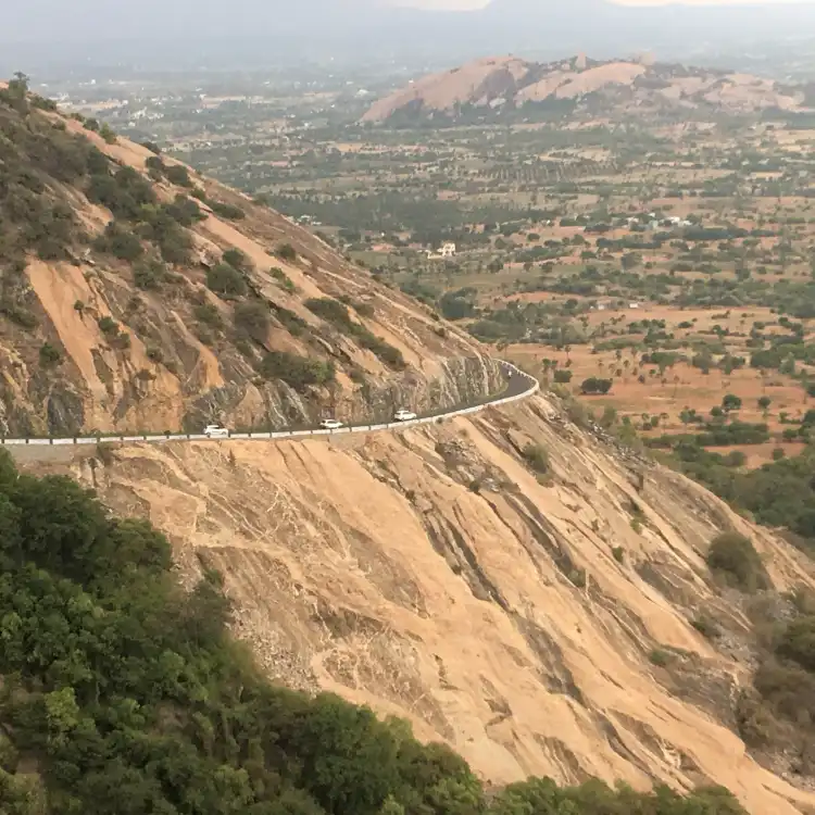 Các khách sạn ở Tiruchengode