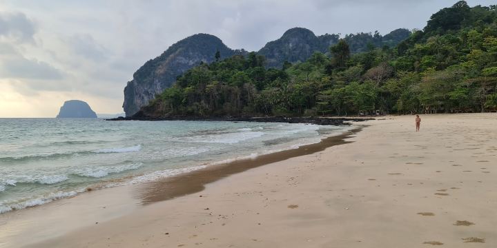 Farang Beach