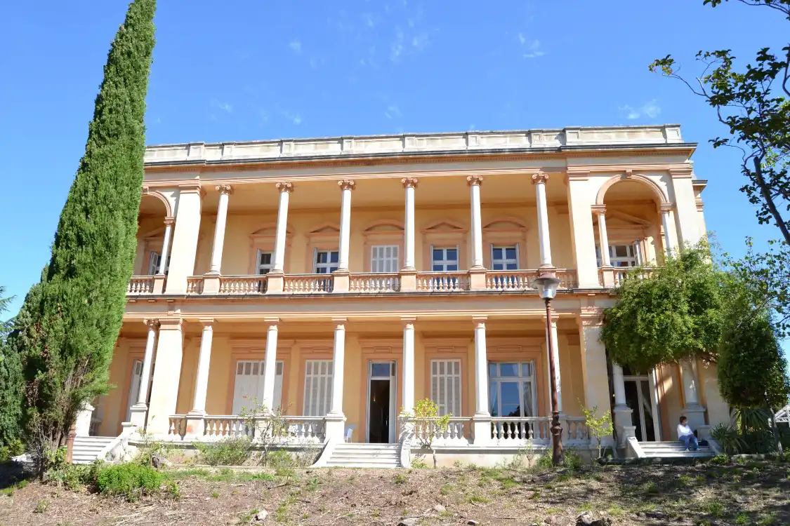 Các khách sạn gần Villa Aurélienne