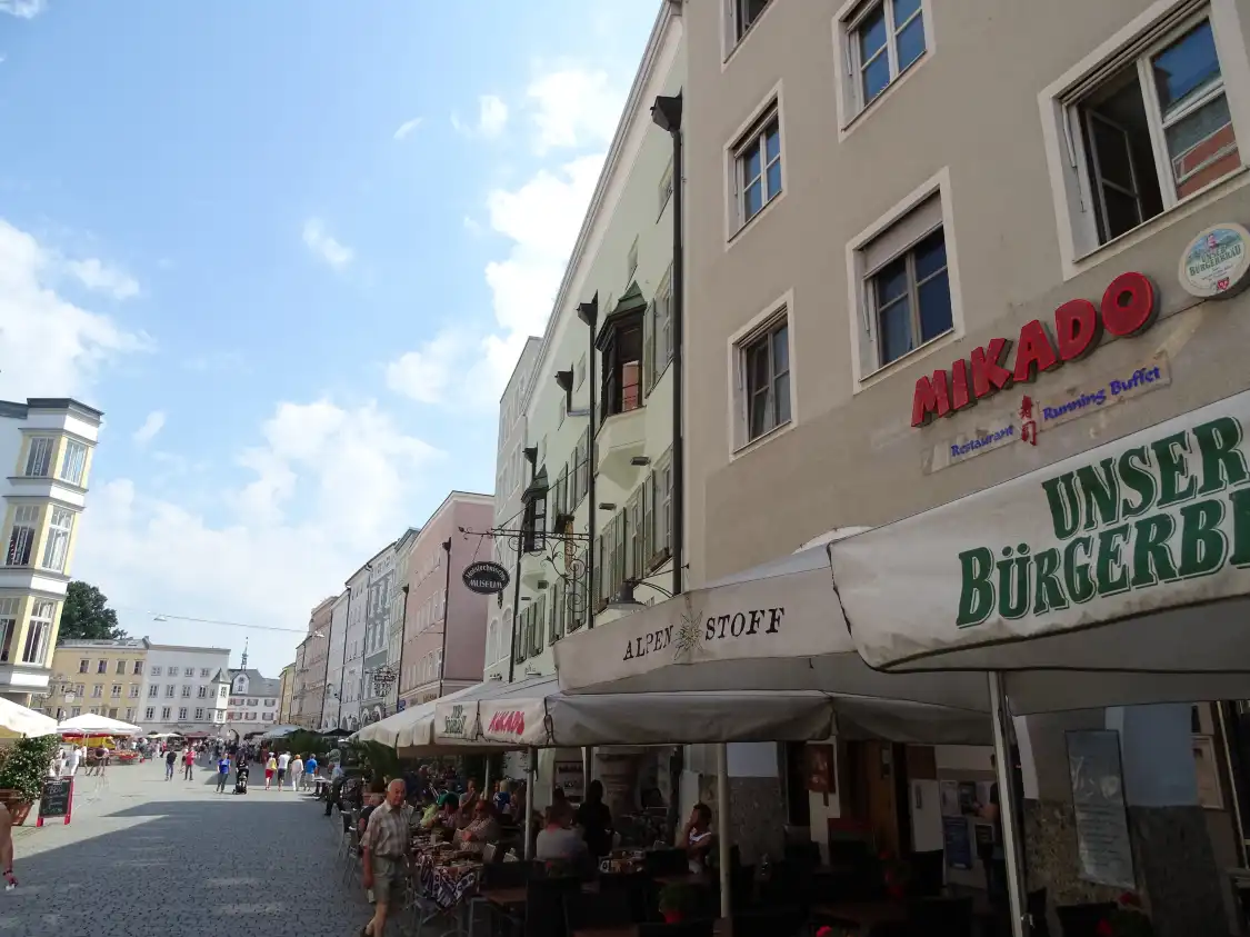 Hotels near Holztechnisches Museum