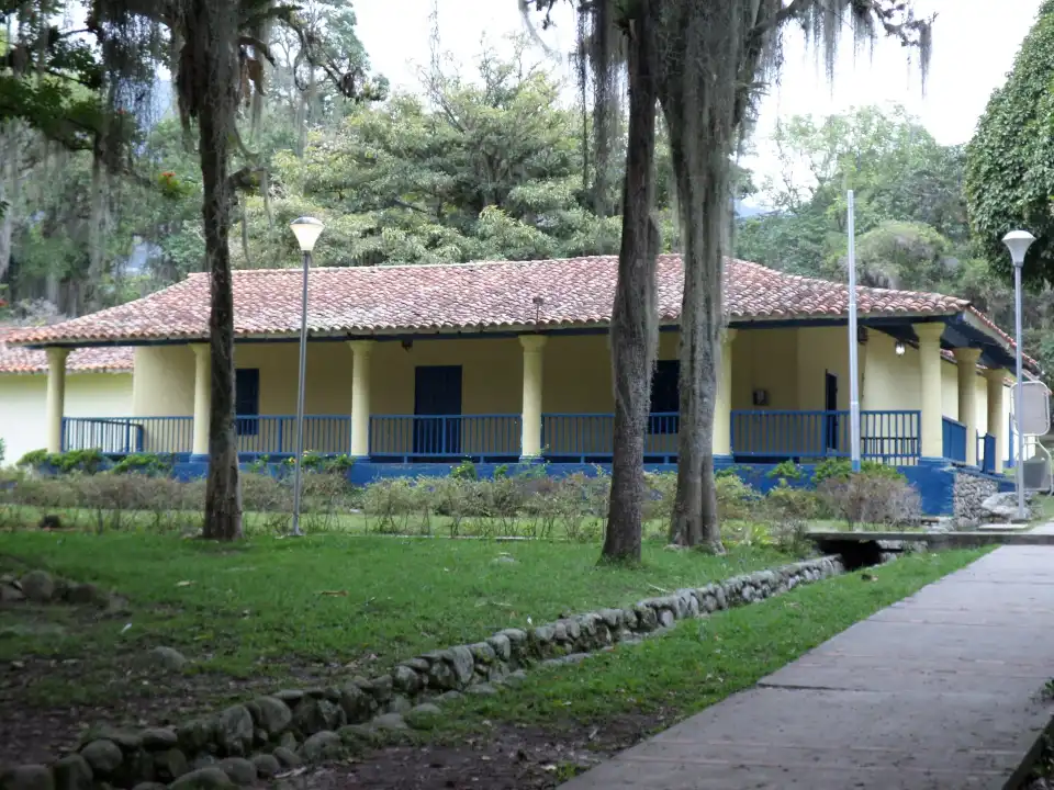 2_Isla Park