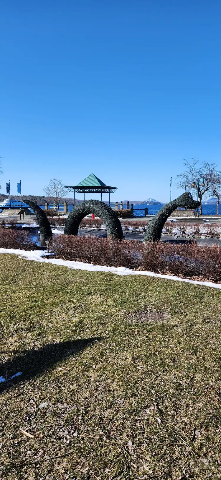 Hotels near Pointe-Merry Park