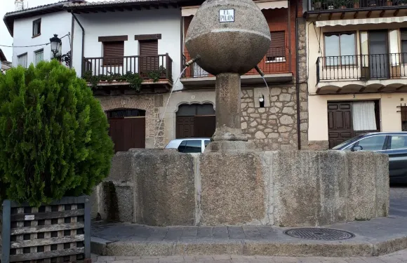 聖埃斯特萬德爾瓦勒