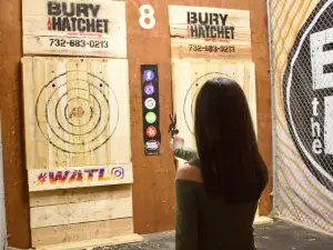 Bury the Hatchet Freehold - Axe Throwing