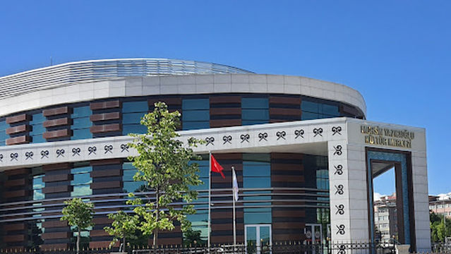 Muhsin Yazıcıoğlu Kültür Merkezi