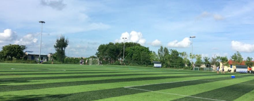 Sân bóng đá Ngọc Trường