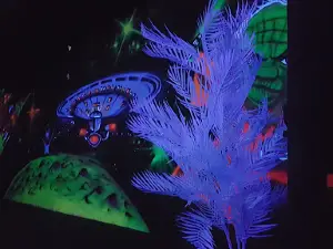Indoor Minigolf Blacklight