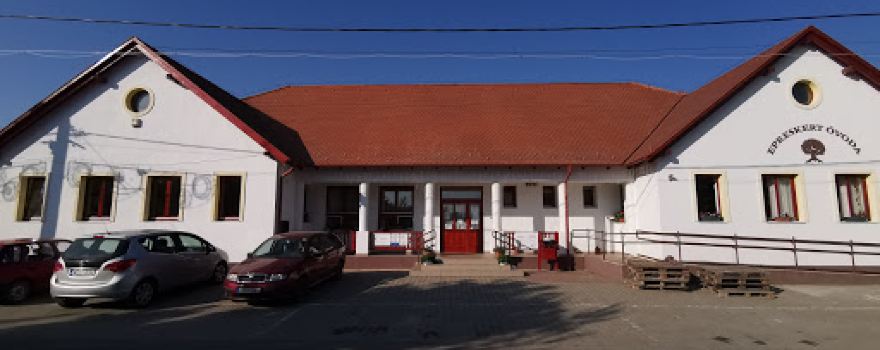 Erdődy-kúria Esztár