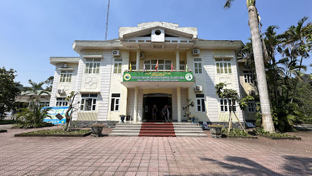 Entrance Cat Ba National Park