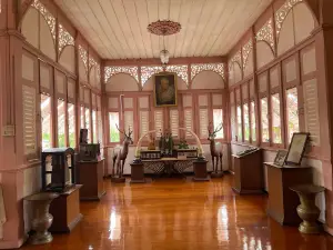 Khum Vongburi Museum: The Pink Mansion, Phrae Town