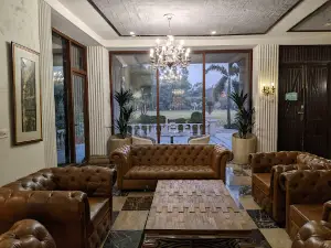 Greenfields Country Club
