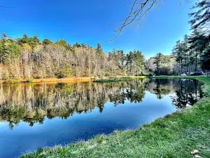 Montebello Camping & Fishing Resort