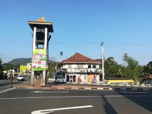 Ambepussa Clock Tower