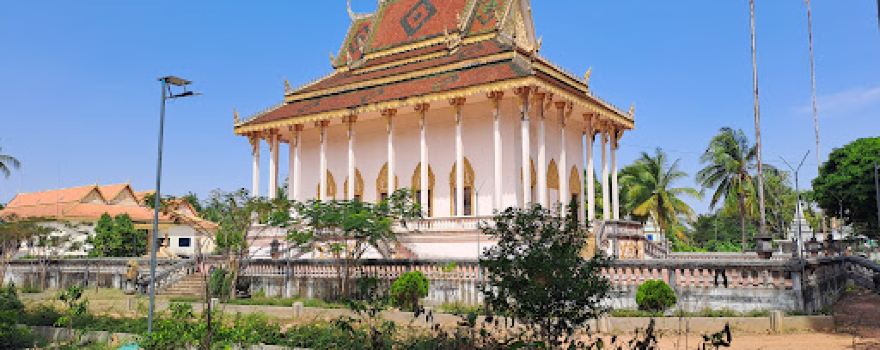 Phum Prasat Temple