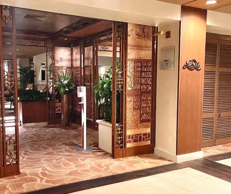 La Mer (Waikiki, Honolulu) - Restaurant Reviews, Menu & Contact