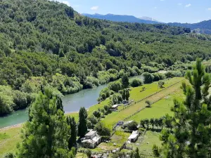 Simpson River Viewpoint - Urban Park