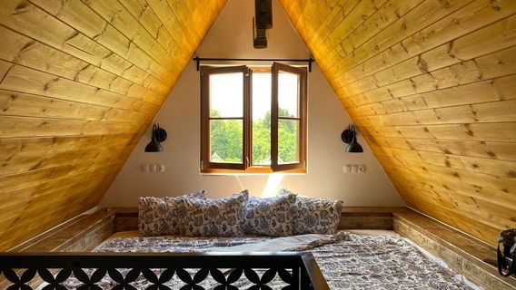 Valley of the Beautiful Woman