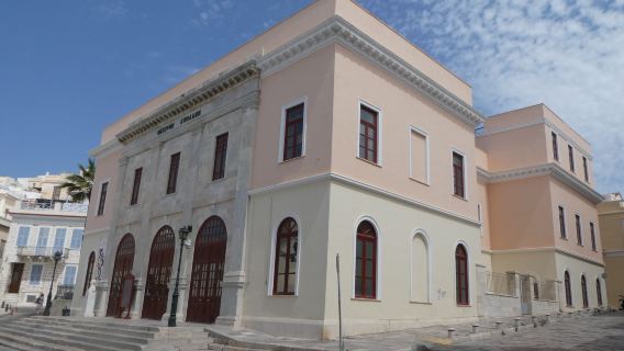 Apollon Theater