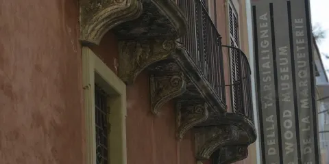 木質鑲嵌傢俱博物館