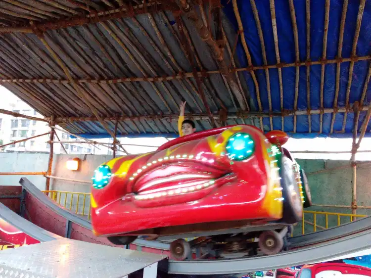 Các khách sạn gần Vardhman Fantasy Park