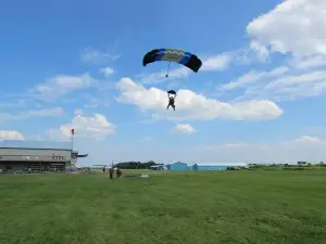 Skydive Midwest Skydiving Center
