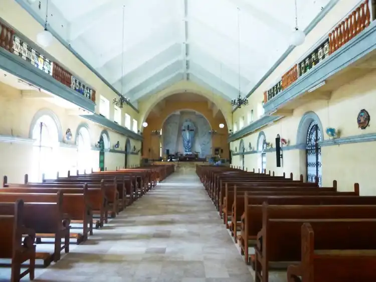 Divine Mercy Monastery Of The Carmelite Nuns Of The Holy Trinity 주변 호텔