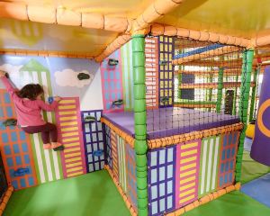 香港-費勒姆 機票酒店 自由行