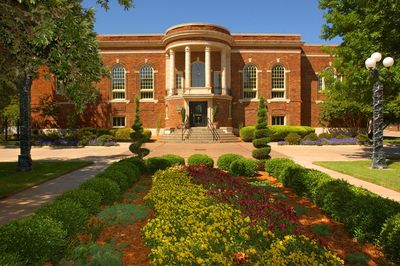 Kemp Center for the Arts (Arts Council WF)