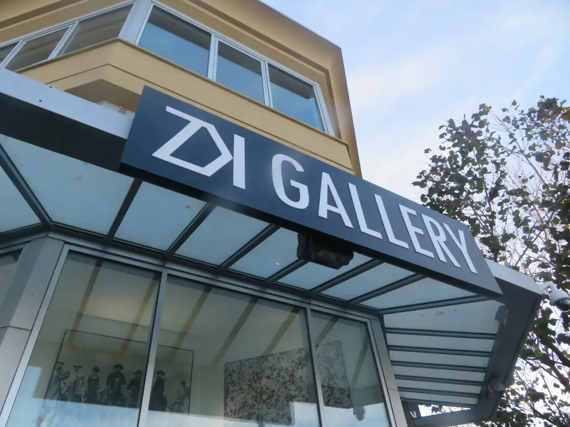 Hotels near ZK Gallery