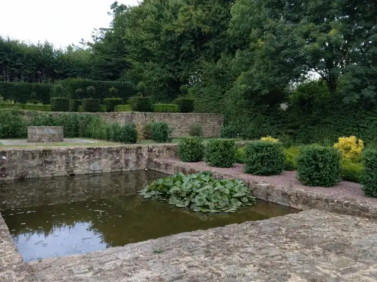 Hotels in Sainte-Honorine-la-Chardonne