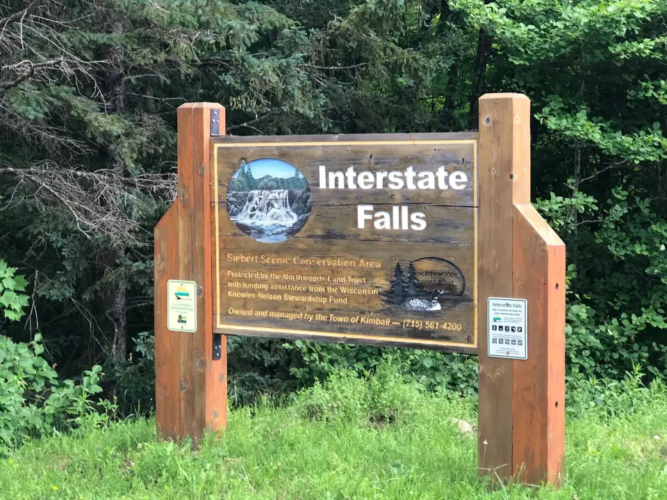 2_Interstate Falls