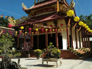 Công viên trung tâm Sông Cầu