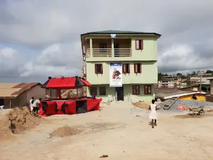 Apirede Football Park